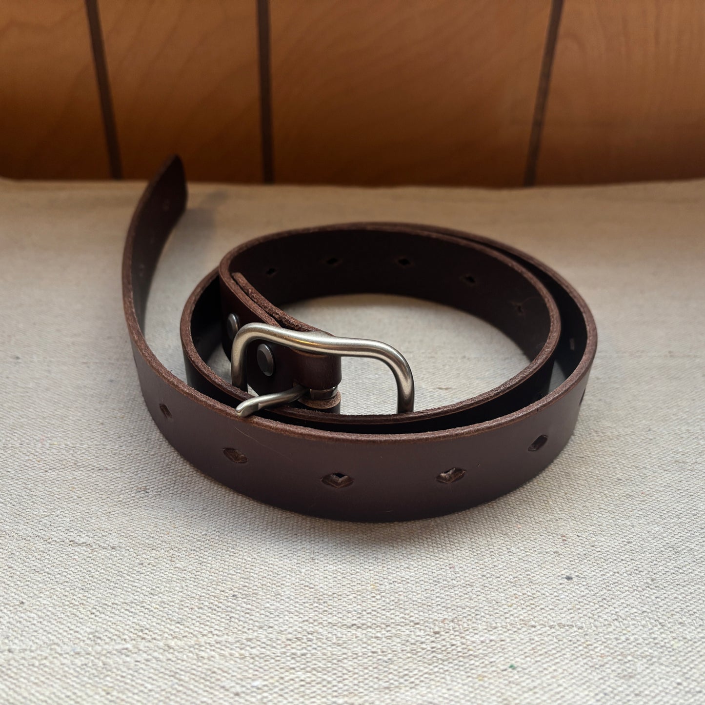 Belt - Center Bar Oval Buckle