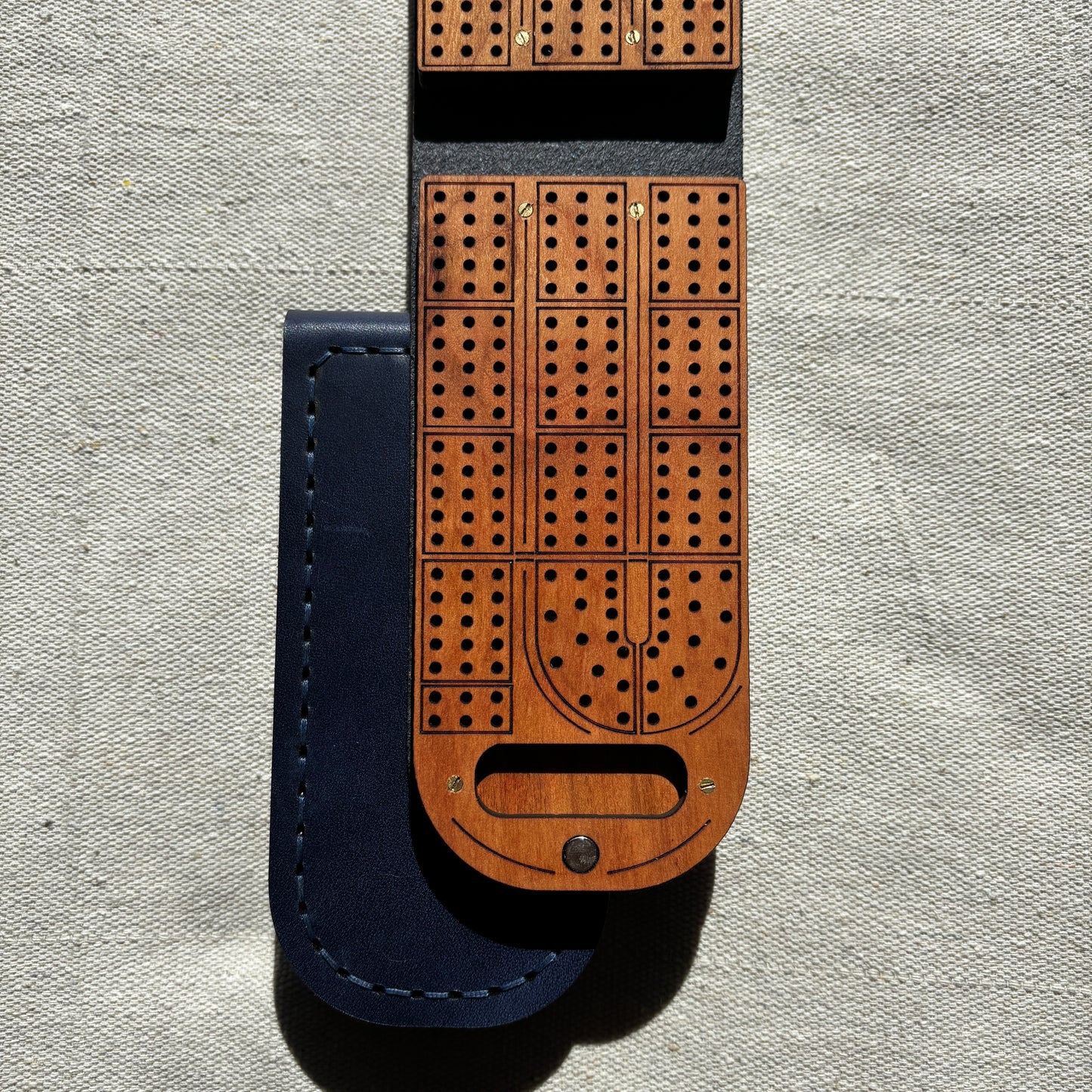 Travel Cribbage Board - Mahogany Wood